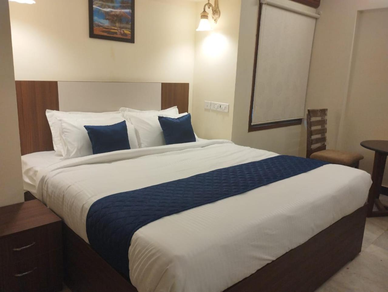 A.R Residency Hotel Csennai Kültér fotó