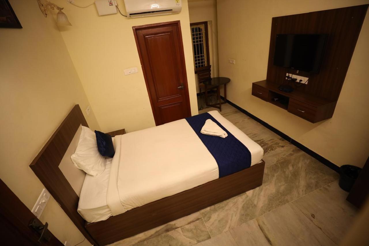 A.R Residency Hotel Csennai Kültér fotó