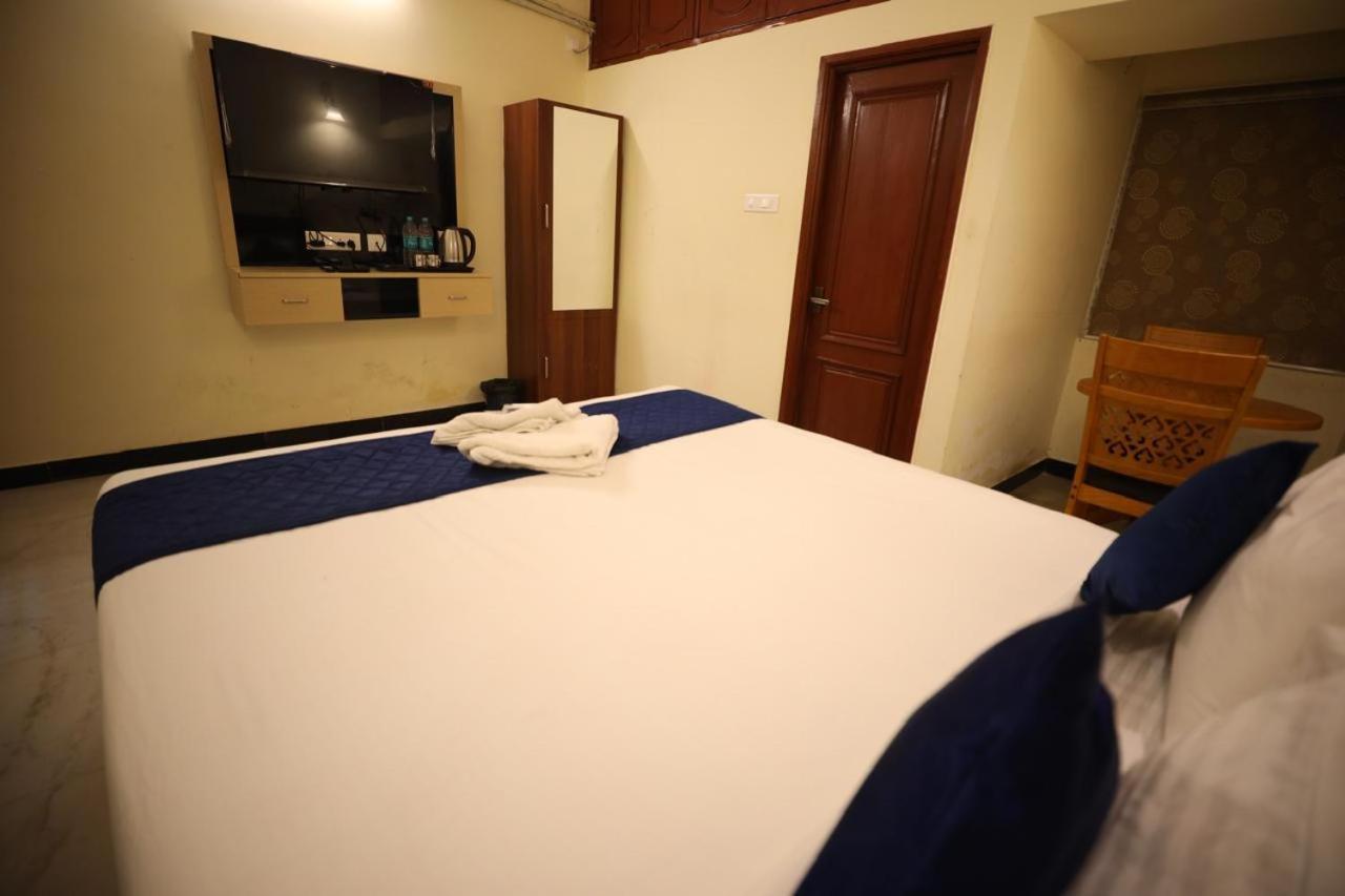 A.R Residency Hotel Csennai Kültér fotó
