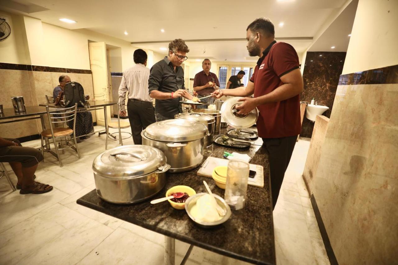 A.R Residency Hotel Csennai Kültér fotó